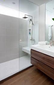 Fliesen Fenster Badezimmer Badezimmer Fenster Fliesen Bathroomremodel Bathroom Design Small Bathroom Design Luxury Bathroom Interior Design
