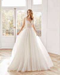 Wer sich für ein prinzessin brautkleid entscheidet, wünscht sie sich eine royale hochzeit. Prinzessin Brautkleid Hochzeitskleider Prinzessin Koln