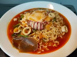 Curry noodles famous asian malaysia noodles. Resepi Maggi Sotong Simple Eyqa Hasnan S Blog