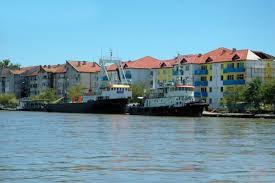 Are o populație de 3.663 de locuitori. Sulina Romania Presentation Images And Travel Information About Sulina