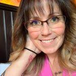 Dalisa Mitchell's Instagram, Twitter & Facebook