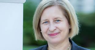 Marie Lipinski's Instagram, Twitter & Facebook