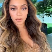 Beyonce Fans Page added a new photo.