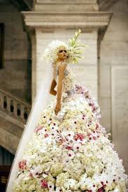 The Preston Bailey Floral Monique Lhuillier Wedding Dress Flower Dresses Fantasy Gowns Monique Lhuillier Wedding Dress