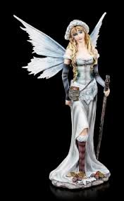 Elfen Figur Jahreszeit Winter Calista In 2020 Jahreszeiten Figur Elfenfiguren