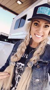 Pin By Hannah Brown On Hair In 2021 Western Style Outfits Rodeo Outfits Cute Country Outfits