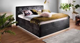 Hochwertiges boxspringbett jetzt online bestellen. Led Polsterbett Mit Velours Lederimitat In Schwarz Fambo