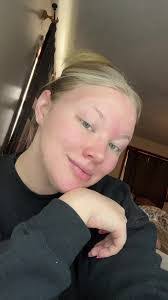 Allie Dotson's Instagram, Twitter & Facebook