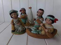 Indian home design offers informal spaces that allow relaxed interaction. Hey I Found This Really Awesome Etsy Listing At Https Www Etsy Com Listing 715410893 Set Of 4 Home Inter Indian Decor Indian Interiors Collectible Figurines