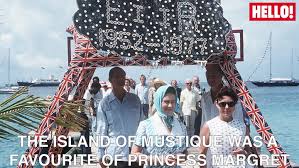 Jack brooksbank, 35, larked about on board with pals rachel zalis, maria buccellati, and erica the princess was said to have been in ibiza last week with friends — before she and jack went to italy. Princess Eugenie And Jack Brooksbank Enjoy Romantic Italian Holiday Hello