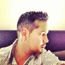 Federico Rivera-Estolano (federicoriverae)