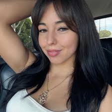 What are the key factors to consider when choosing a grow light?