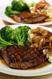 How To Make Steak And Mashed Potatoes On A Budget Recipe Steak Dinner Recipes Steak Dinner Steak And Mashed Potatoes