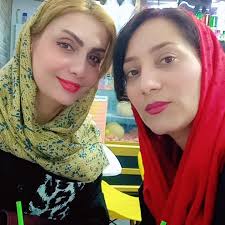 اولین بار بود رفتم تهران بعد کرج که بهم انقدر خوش گذشت مرسی رضوان قشنگم  بمونی برام 🥰😘😘