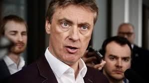 Legault dirige un « gouvernement d'échecs », affirme le chef libéral par  intérim