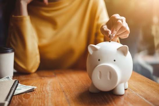 How to reduce household expenses: 10 practical ways to cut monthly costs |  Ben