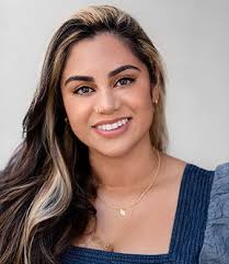 UW21 Festival Jurors