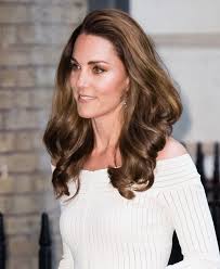 Kate Middleton Just Added Caramel Highlights To Her Hair For Summer Kate Middleton Hair Hair Color Kate Middleton