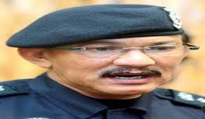 Narenasegaran berkata pihaknya juga tidak menolak kemungkinan sindiket itu telah lama wujud termasuk penglibatan di beberapa peringkat di dalam agensi berkenaan. Ketua Polis Pulau Pinang Terima Sms Ugutan Pakdin My