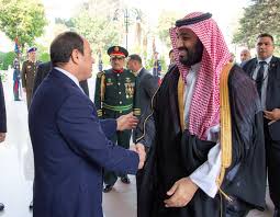 وأمه هي الجوهرة بنت عبدالعزيز بن مسعد الجلوي المنحدرة من فرع الجلوي لآل سعود. Ø§Ù„Ø³ÙŠØ³ÙŠ ÙŠÙ‡Ù†Ø¦ Ø¨Ù† Ø³Ù„Ù…Ø§Ù† Ø¨Ø¹Ø¯ Ø§Ù„Ø¹Ù…Ù„ÙŠØ© Ø§Ù„Ø¬Ø±Ø§Ø­ÙŠØ© Rt Arabic
