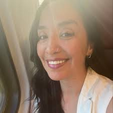 Thirty years after the shocking death of rock star Kurt Cobain,  photographers Constance Hansen and Russell Peacock look back at the day  they spent with the Nirvana frontman and his family. 📸: