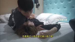 真实强强推推妈妈