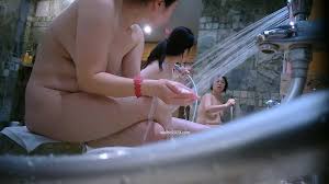 澡堂子内部员工偷拍众多白白嫩嫩的少妇- EPORNER