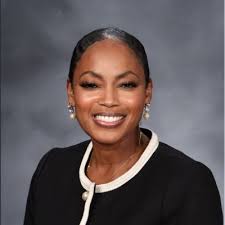 I'm thrilled to share that I have been accepted as a Yale Conservation  Scholar for the summer! Through this program, I will engage with critical  environmental justice, conservation, and…