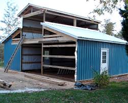 I have a 30 x 40 pole barn with nothing on the ceiling for insulation. Spray Foam Insulation Steel Roofing And Corrosion Hansen Buildings