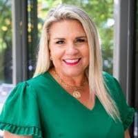 Kimberly Koons's Instagram, Twitter & Facebook