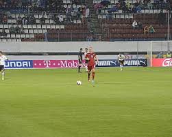 Auch david limberský hat seinen teil dazu beigetragen, dass das tschechische team zwei von gelbe karte für viktoria plzen. David Limbersky Wikipedie