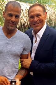 Neil ross was born on december 31, 1944 in london, england as neilson david ross. Grant Kemp S Bachelor In Paradise Engagement Ring For Lace Morris People Com