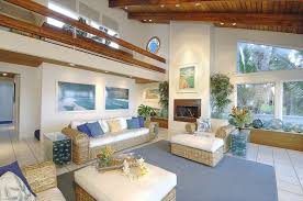 Oceanfront Beach House Homeaway Anahola Hawaiian Theme Bedrooms Home Home Decor