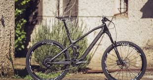 teaser issue 016 review the canyon spectral cf 9 0 ex canyon spectral enduro mtb canyon bicycles
