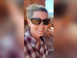 Dawn Mckinnon's Instagram, Twitter & Facebook