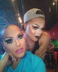 The Mateos Do It Better Me And My Daughter Vanessavanjie Mugging Boymug Divas Painted Alexis Mateo Vanessa Vanjie Mateo Rupaul