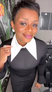 Love layering an outfit without making it bulky? This faux collar is like  magic! 🪄Amazon for the win! (bonus: loved this dress so much I bought it  in 3 colors!!) , Link in bio. 😘, #abracadabra , ...