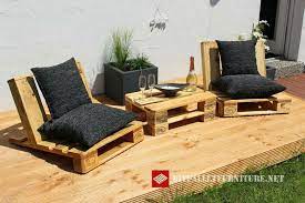 epingle par maria jose sur terraza salon de jardin palettes chaises en palette palette jardin