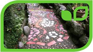 Erlebe den gardasee mit allen sinnen. Der Garten Von Andre Heller Am Gardasee Impressionen Youtube