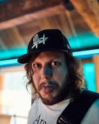 Zack Mclean's Instagram, Twitter & Facebook