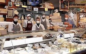 Quali sono i negozi aperti nelle zone arancioni con il dpcm di novembre: Piemonte Zona Rossa Ecco I Negozi Che Troveremo Ancora Aperti Notizia Oggi Borgosesia