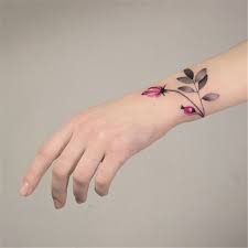 Many people are inspired to make their first wrist bracelet tattoo attracted by floral. Floral Vine Bracelet Tattoo Novocom Top