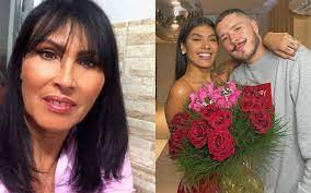 Saiba mais sobre ela aqui mc roba cena é, na verdade, matheus de souza vargas júnior. Mae De Pocah Diz Que Genro A Proibiu De Ver A Neta E Um Monstro Noticias Da Tv