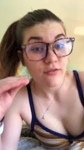 Taylor Slavin's Instagram, Twitter & Facebook