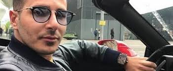 Tinder Swindler Simon Leviev Is Out Shopping for Ferraris, Still Living  Large