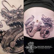 Heather Is Progressing Quickly And Learning More Tricks Every Week Tattoo Apprentice Tattooapprentice Tattooi Cool Tattoos For Girls Tattoo Studio Tattoos