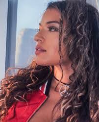 Lora Holley's Instagram, Twitter & Facebook