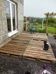 Diy Pallet Deck Idea Diy Deck Cheap Backyard Budget Backyard