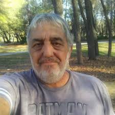 John Varnadoe (IamNo1atall@)