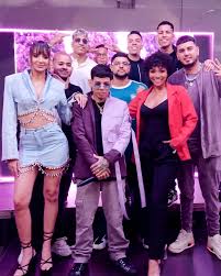 Caracas - En Corto | ® Genio Producer Nos presenta su álbum musical  #feromonas , un arte músical que cobija e invita a conectar con el género  que lo... | Instagram